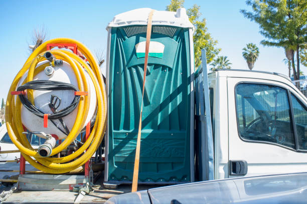 Portable Toilet Options We Offer in Montura, FL